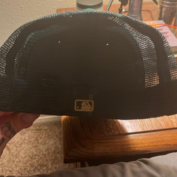 Los Angeles Angels St Patrick’s Day Fitted Size 8 hat - Picture 4 of 4